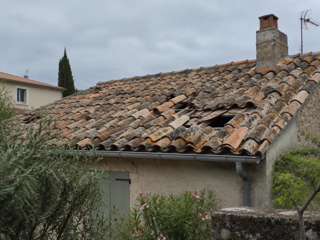 Avant travaux : Couverture & rénovation – chantier dans le Gard